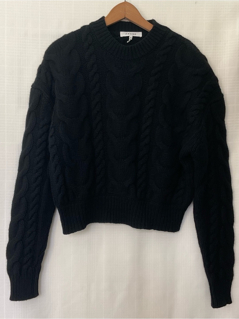 🌱 Frame Denim 100% merino wool black cabel knit cropped Sweater